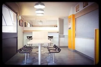 Hotelf1 Nord Barberey Saint Sulpice מלון *