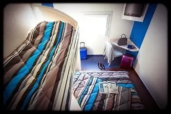 Hotelf1 Nord Barberey Saint Sulpice מלון *